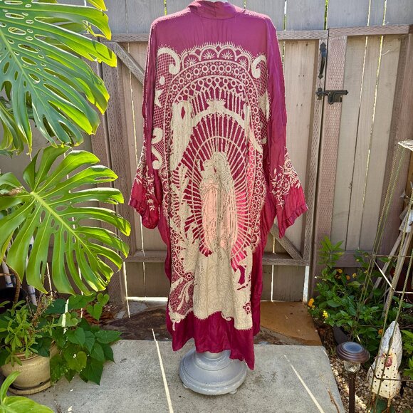 Magnolia Pearl Modal Satin Blessed Kimono Hibiscus NWT SOLD OUT - Picture 1 of 11